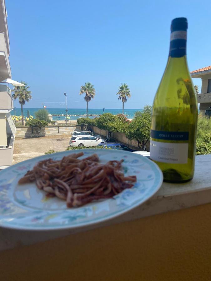 My Beachouse Montesilvano Marina Buitenkant foto
