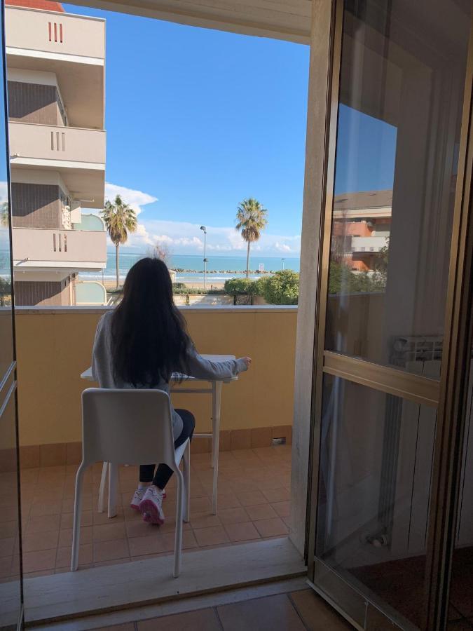 My Beachouse Montesilvano Marina Buitenkant foto
