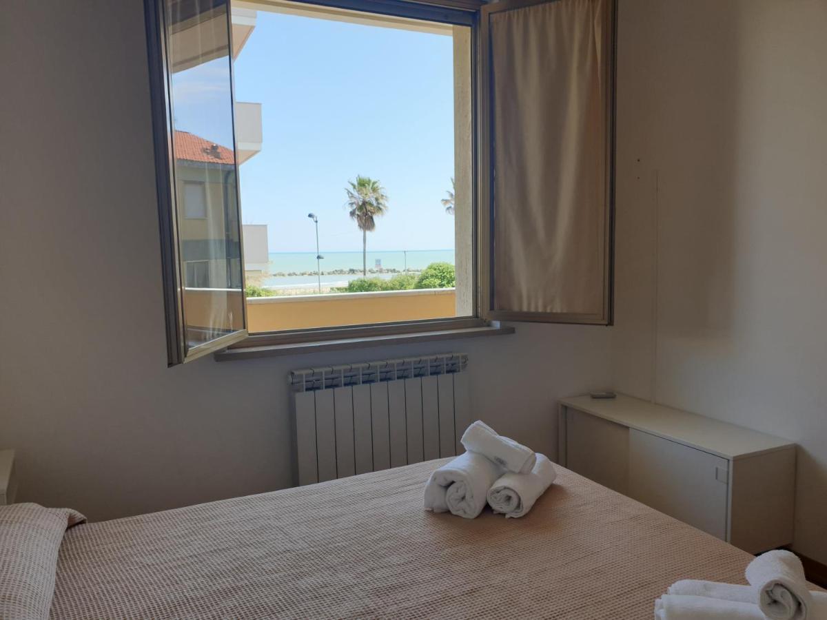 My Beachouse Montesilvano Marina Buitenkant foto